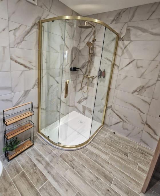 Gleann Ciuin Apartment Ballymartin Екстериор снимка